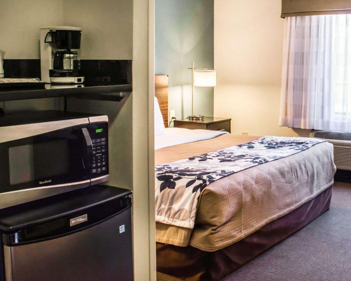Sleep Inn & Suites Monticello - image 6