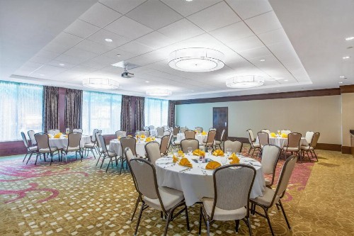Holiday Inn Charlottesville-Monticello an IHG Hotel - image 36