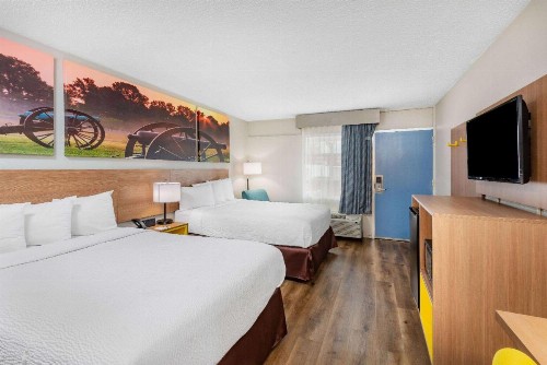 Days Inn by Wyndham Charlottesville/University Area - image 19
