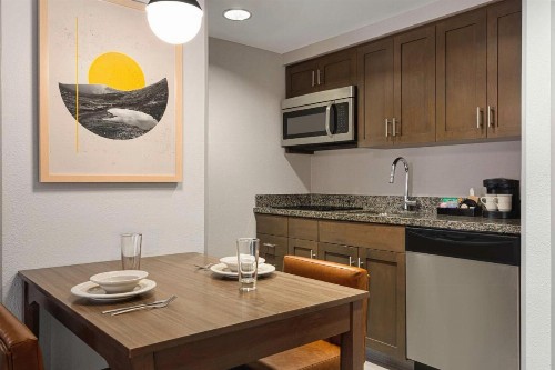Homewood Suites by Hilton - Charlottesville - image 23