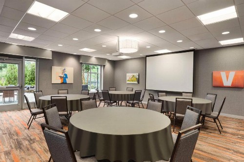 Homewood Suites by Hilton - Charlottesville - image 28