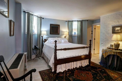 200 South Street Inn - image 11