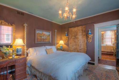 Inn at Court Square - image 6