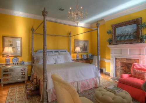 Inn at Court Square - image 9
