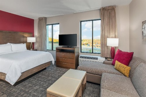 Staybridge Suites Charlottesville Airport an IHG Hotel - image 30