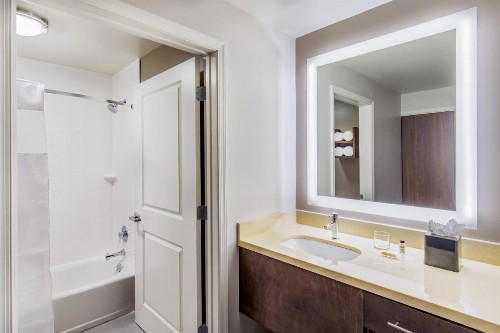 Staybridge Suites Charlottesville Airport an IHG Hotel - image 43
