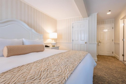 Chatham Wayside Inn - image 21