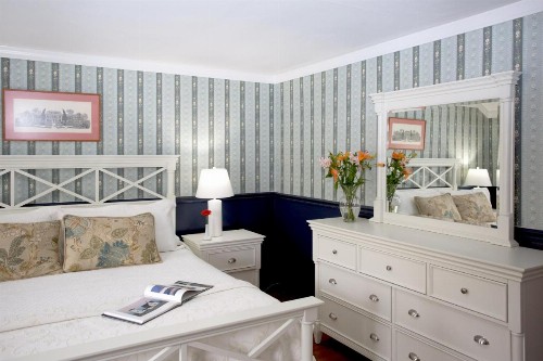 Queen Anne Inn - image 3