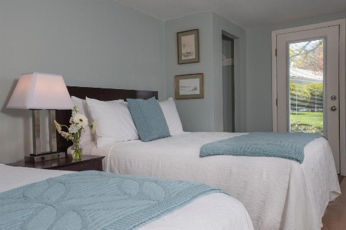 Chatham Seafarer Inn - image 20