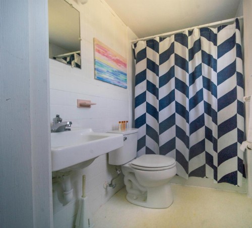 Surfside Inn Chatham - image 25
