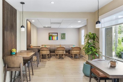 Sonesta ES Suites Chatsworth - image 11