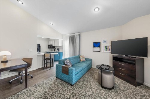 Sonesta ES Suites Chatsworth - image 13