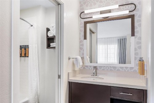 Sonesta ES Suites Chatsworth - image 29