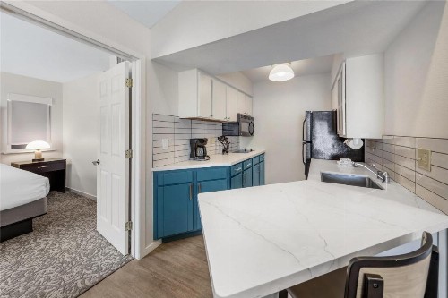 Sonesta ES Suites Chatsworth - image 8