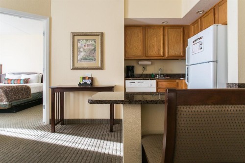Staybridge Suites Chattanooga-Hamilton Place an IHG Hotel - image 11
