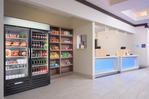 Holiday Inn Express Hotel & Suites Chattanooga Downtown an IHG Hotel - image 19