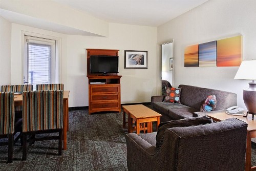 Staybridge Suites Chattanooga Downtown - Convention Center an IHG Hotel - image 11