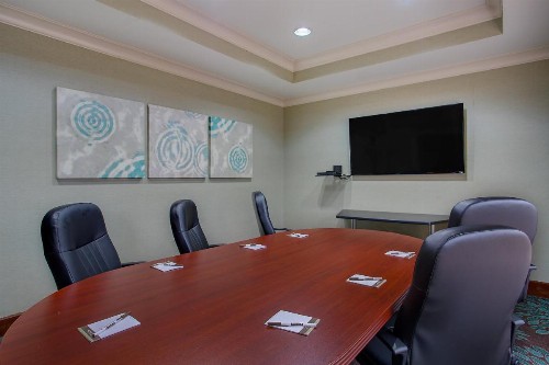 Staybridge Suites Chattanooga Downtown - Convention Center an IHG Hotel - image 2