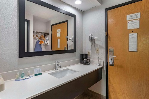 Quality Inn & Suites Chattanooga - image 13