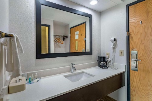 Quality Inn & Suites Chattanooga - image 21