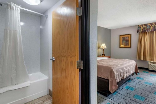 Quality Inn & Suites Chattanooga - image 9