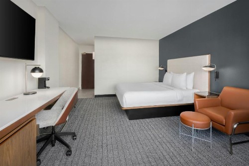 Courtyard by Marriott Chattanooga Downtown - image 12