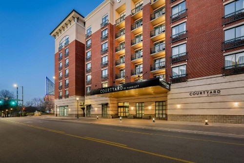 Courtyard by Marriott Chattanooga Downtown - image 23