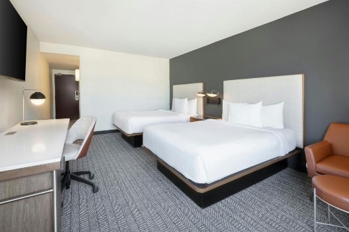 Courtyard by Marriott Chattanooga Downtown - image 4