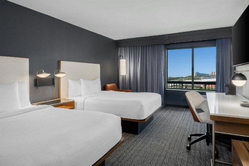 Courtyard by Marriott Chattanooga Downtown - image 6