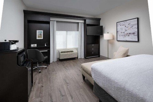 Hampton Inn & Suites Chattanooga Downtown - image 11