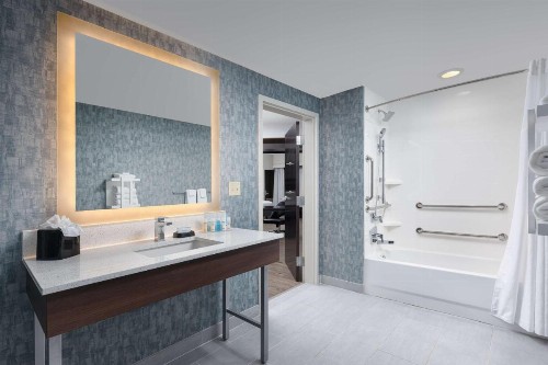 Hampton Inn & Suites Chattanooga Downtown - image 21