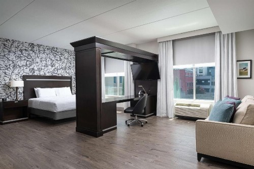 Hampton Inn & Suites Chattanooga Downtown - image 25