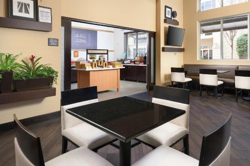 Hampton Inn & Suites Chattanooga Downtown - image 32