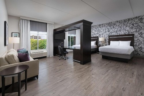 Hampton Inn & Suites Chattanooga Downtown - image 34