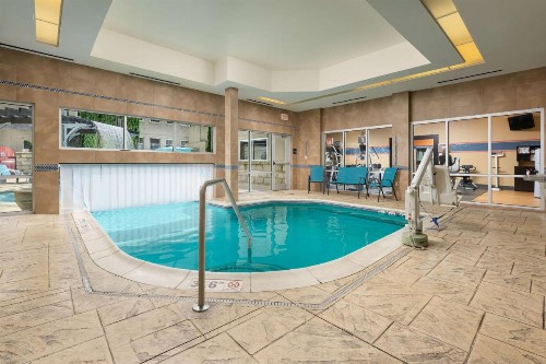 Hampton Inn & Suites Chattanooga Downtown - image 38