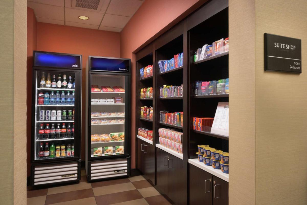 Hampton Inn & Suites Chattanooga Downtown - image 4