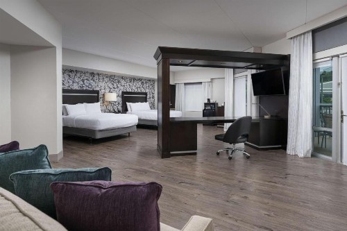 Hampton Inn & Suites Chattanooga Downtown - image 6
