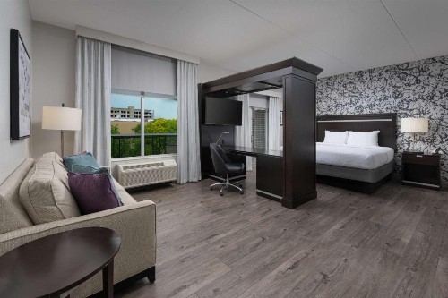 Hampton Inn & Suites Chattanooga Downtown - image 9