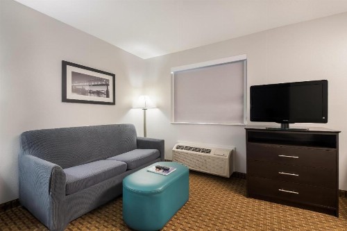 Mainstay Suites Chattanooga - image 10