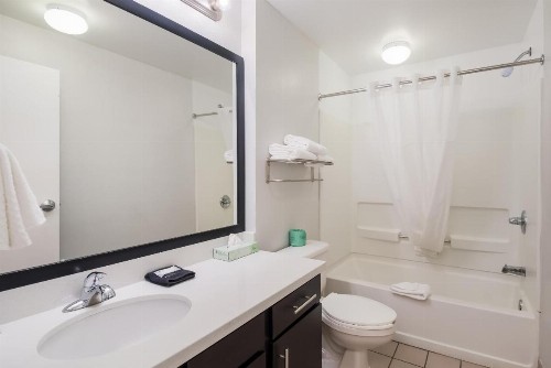 Mainstay Suites Chattanooga - image 15