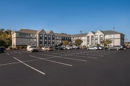 Mainstay Suites Chattanooga - image 2