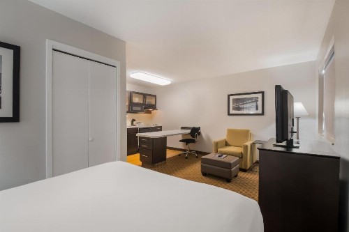 Mainstay Suites Chattanooga - image 23
