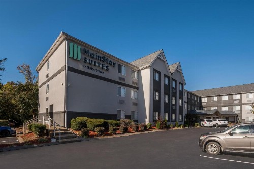 Mainstay Suites Chattanooga - image 3