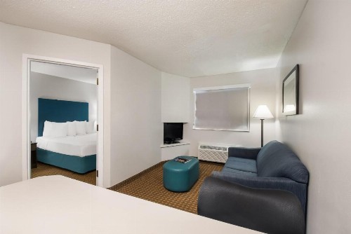 Mainstay Suites Chattanooga - image 39
