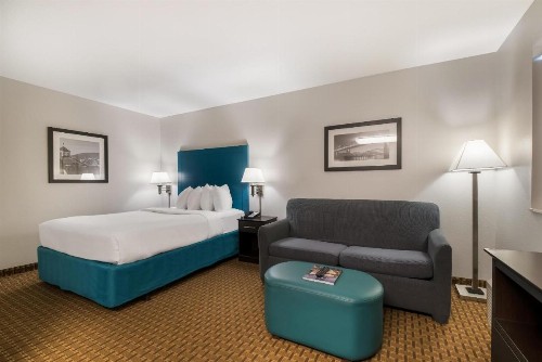 Mainstay Suites Chattanooga - image 9