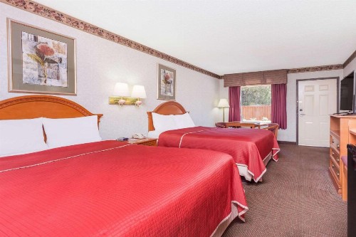 Travelodge by Wyndham Chattanooga/Hamilton Place - image 11