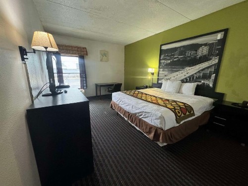 Super 8 by Wyndham Chattanooga/Hamilton Place - image 17
