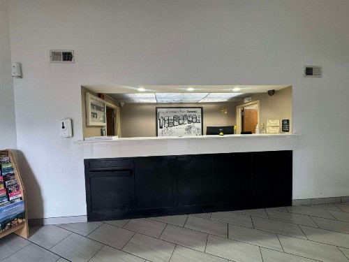 Super 8 by Wyndham Chattanooga/Hamilton Place - image 35