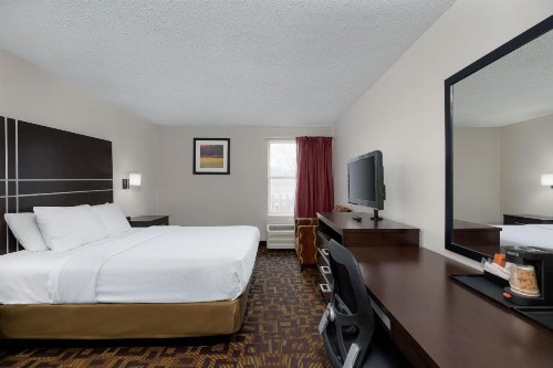 SureStay Plus Hotel by Best Western Chattanooga/ Hamilton Place - image 18
