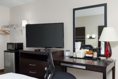 SureStay Plus Hotel by Best Western Chattanooga/ Hamilton Place - image 20